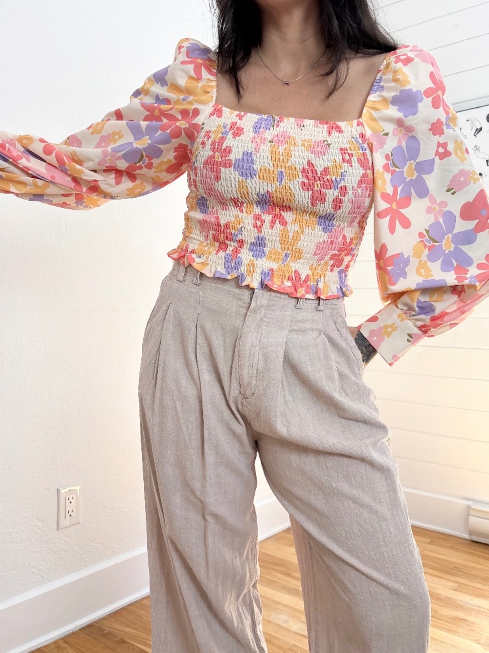 Sunday up floral smocked crop top